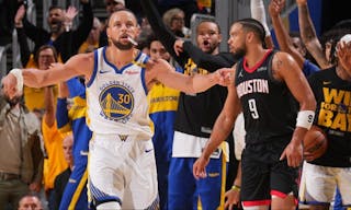 媒体人：阿奇姆彭很职业、不惹事，配得上在中超挣得每一分钱