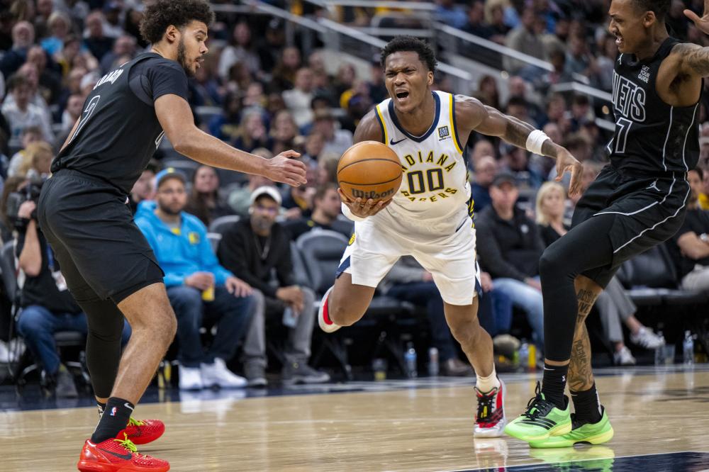 山东男篮内线优势明显