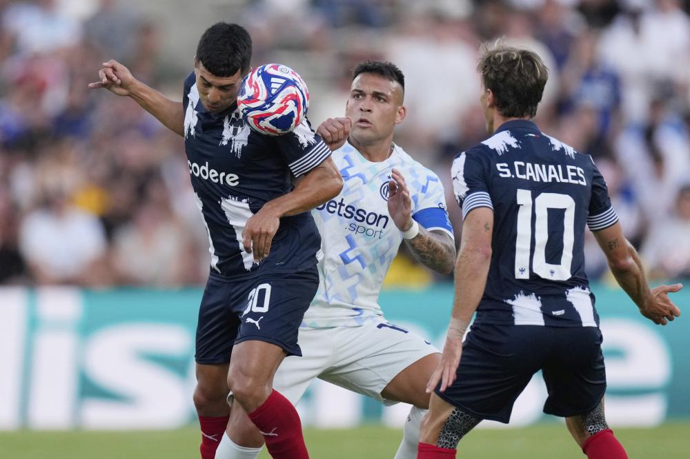 英超战报：巴恩斯双响，迪亚斯破门难救主，纽卡2-1曼城